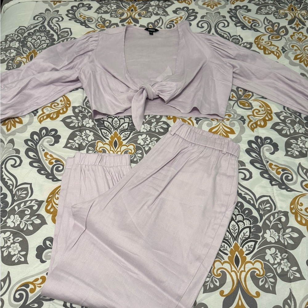 Express Lavender Front Tie Top and matching jogger style pant set Sz M